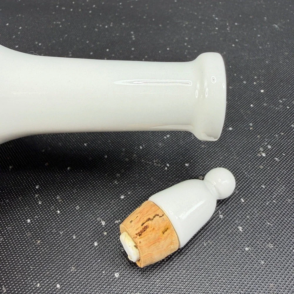 Portmeirion Pomona Teinton Squash Pear Cruet Bottle with Stopper England 8.5
